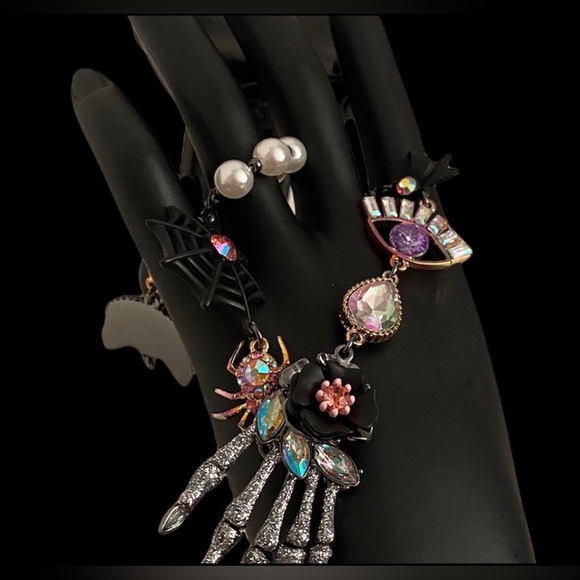 New BETSEY JOHNSON HALLOWEEN NECKLACE - Picture 3 of 13